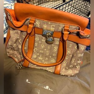 TAN LANCEL HANDBAG